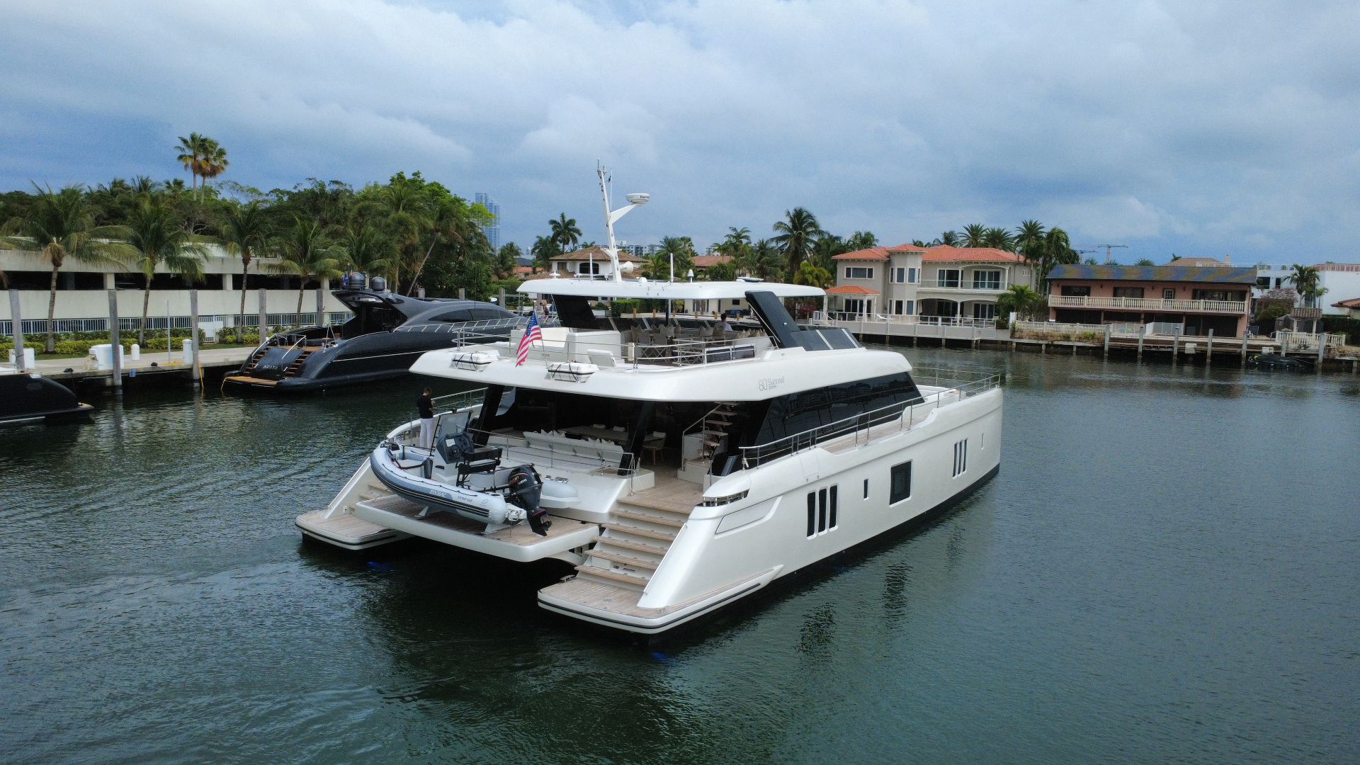 Aft stern with tender deployed