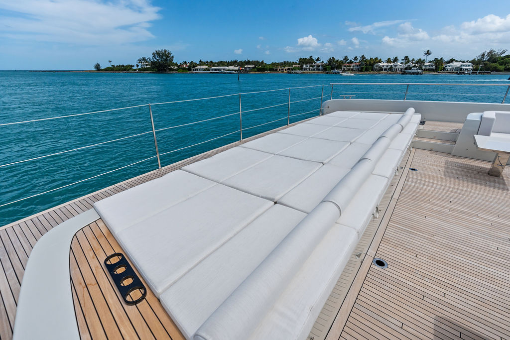 Foredeck sunpad