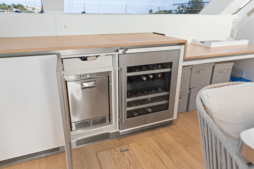 Galley wine fridge & ice maker