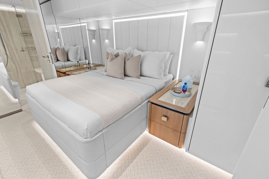 Guest cabin
