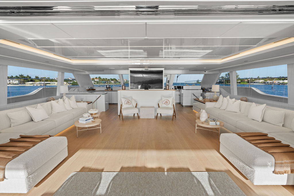 Saloon with entertainment screen